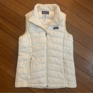 Patagonia Full Zip Puffer Vest Pearl White